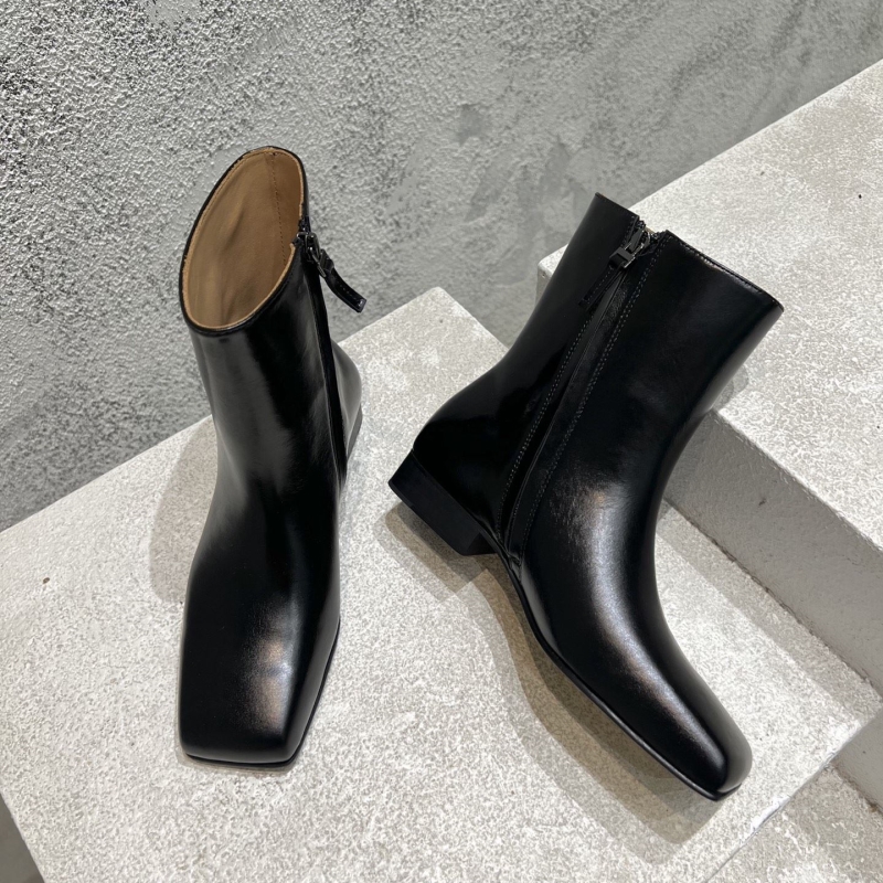 b0tt*ga Ven*ta boots